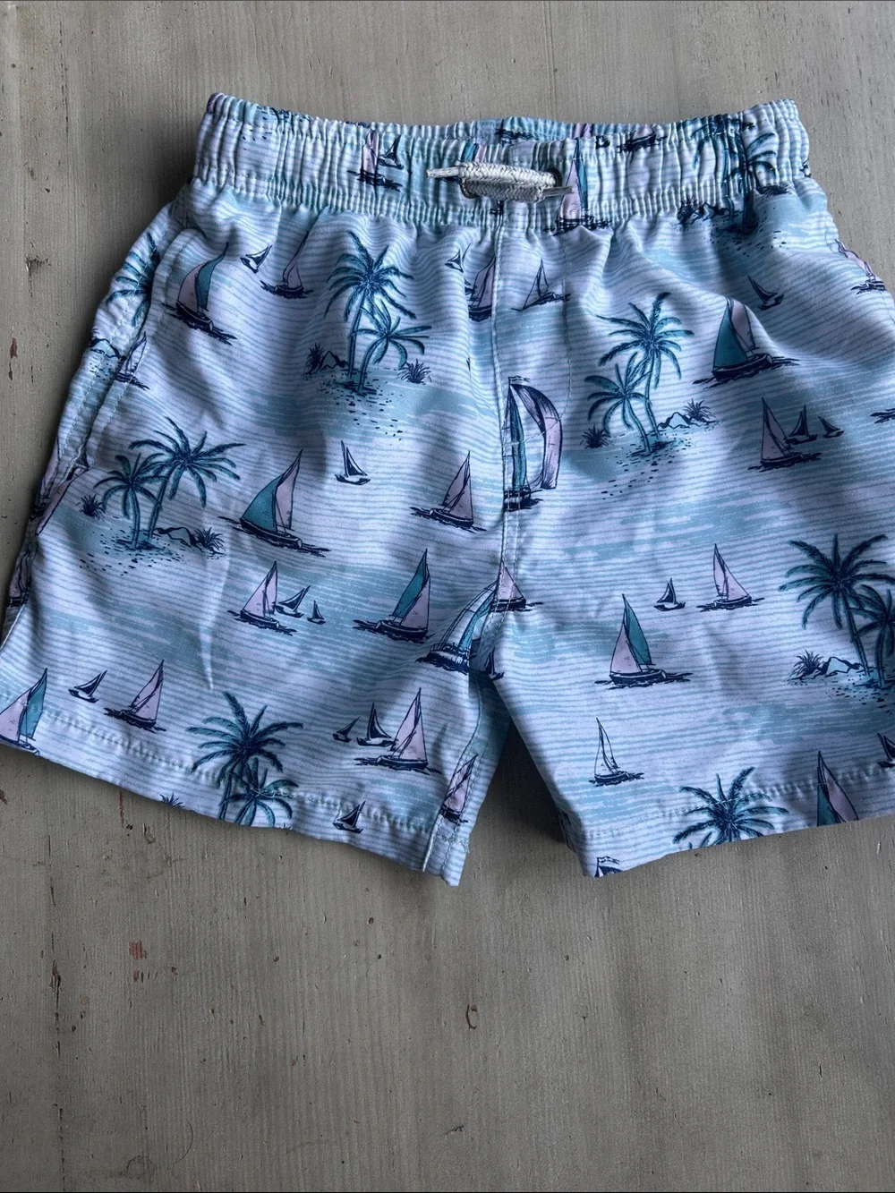 Kids SURF-STYLE Light Blue Sailboat Swim Shorts.SIze 10 boys.